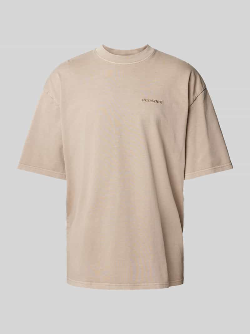 T-shirt o kroju oversized z wyhaftowanym logo