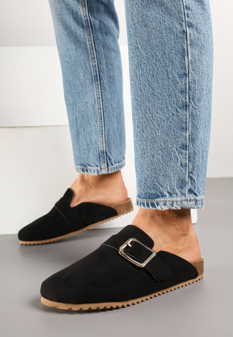 Czarne Klapki Mule w Stylu Chodaków z Klamrą Ablera