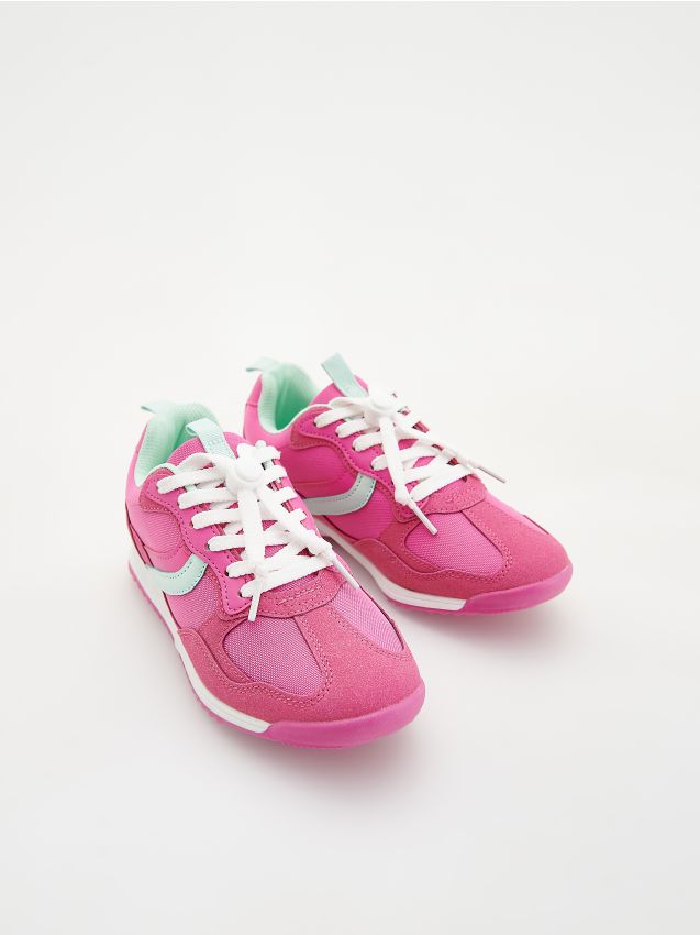 Reserved - Sneakersy z łączonych materiałów - fuksja
