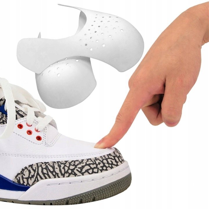 USZTYWNIACZE DO BUT��W SPORTOWYCH SNEAKERS��W NA POMARSZCZONE CZUBKI 2 szt.