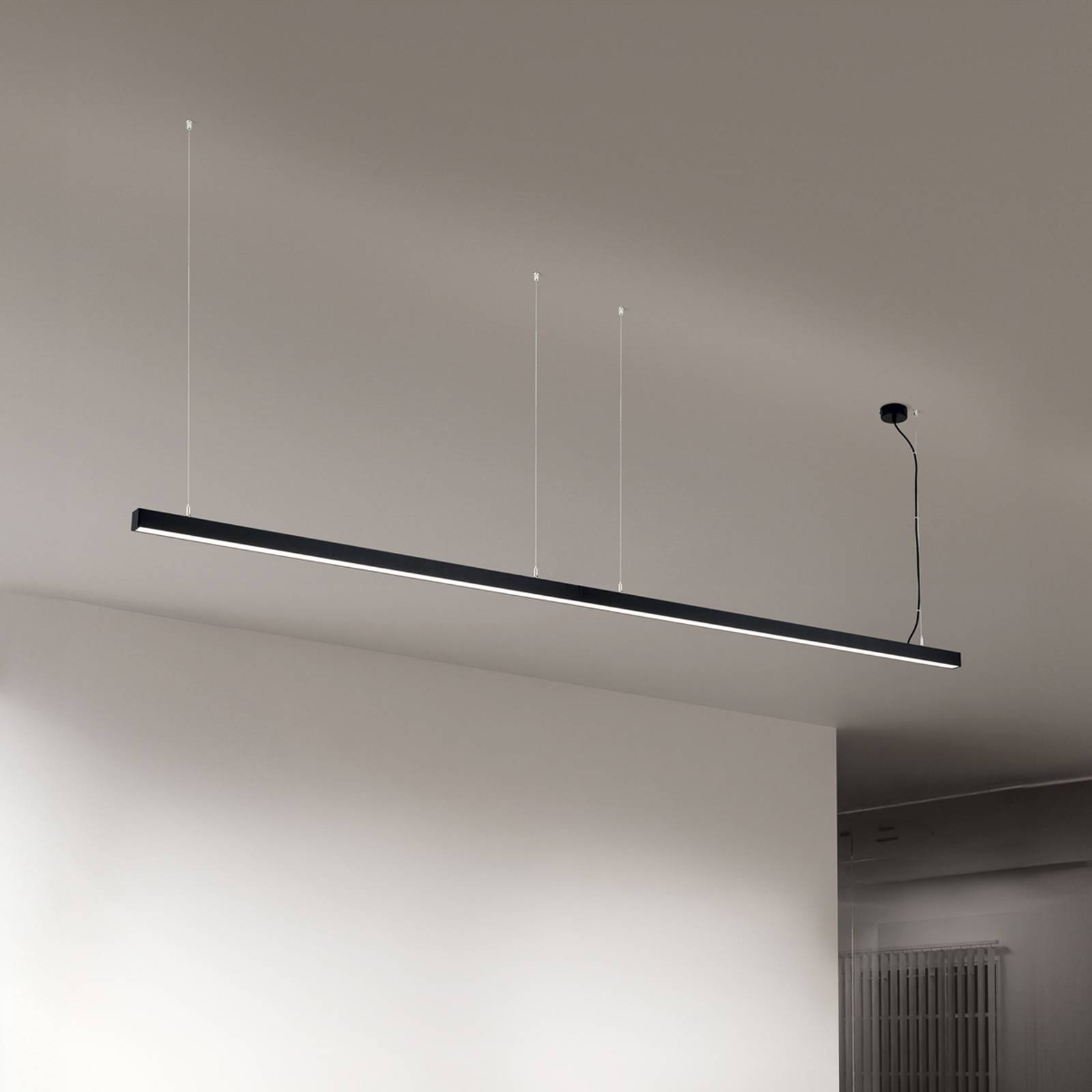 ORION Lampa sufitowa LED Bounce, czarna, długość 113 cm, CCT, aluminium