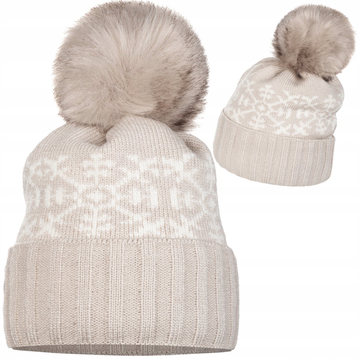 Beżowa Damska Czapka Zimowa Z Pomponem Ecru Śnieżynki Wywijana Majka