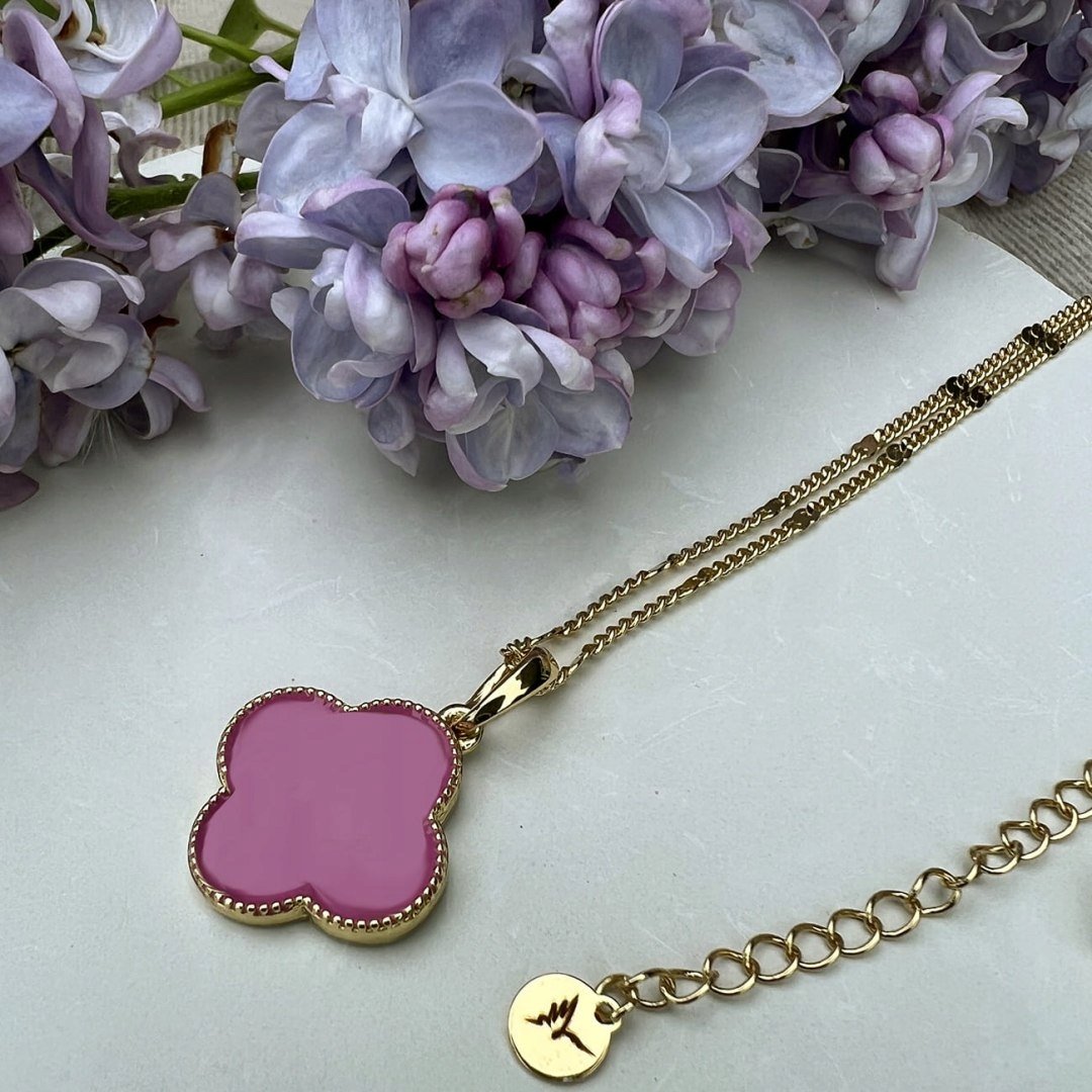 NASZYJNIK Z ŚREDNIĄ KONICZYNKĄ Z KOLEKCJI SUMMER FLOWERS (C23/LAT/70/2AU)