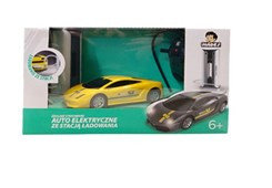 SAMOCHÓD ELEKTRYK R/C ZE STACJĄ 73876 MADEJ