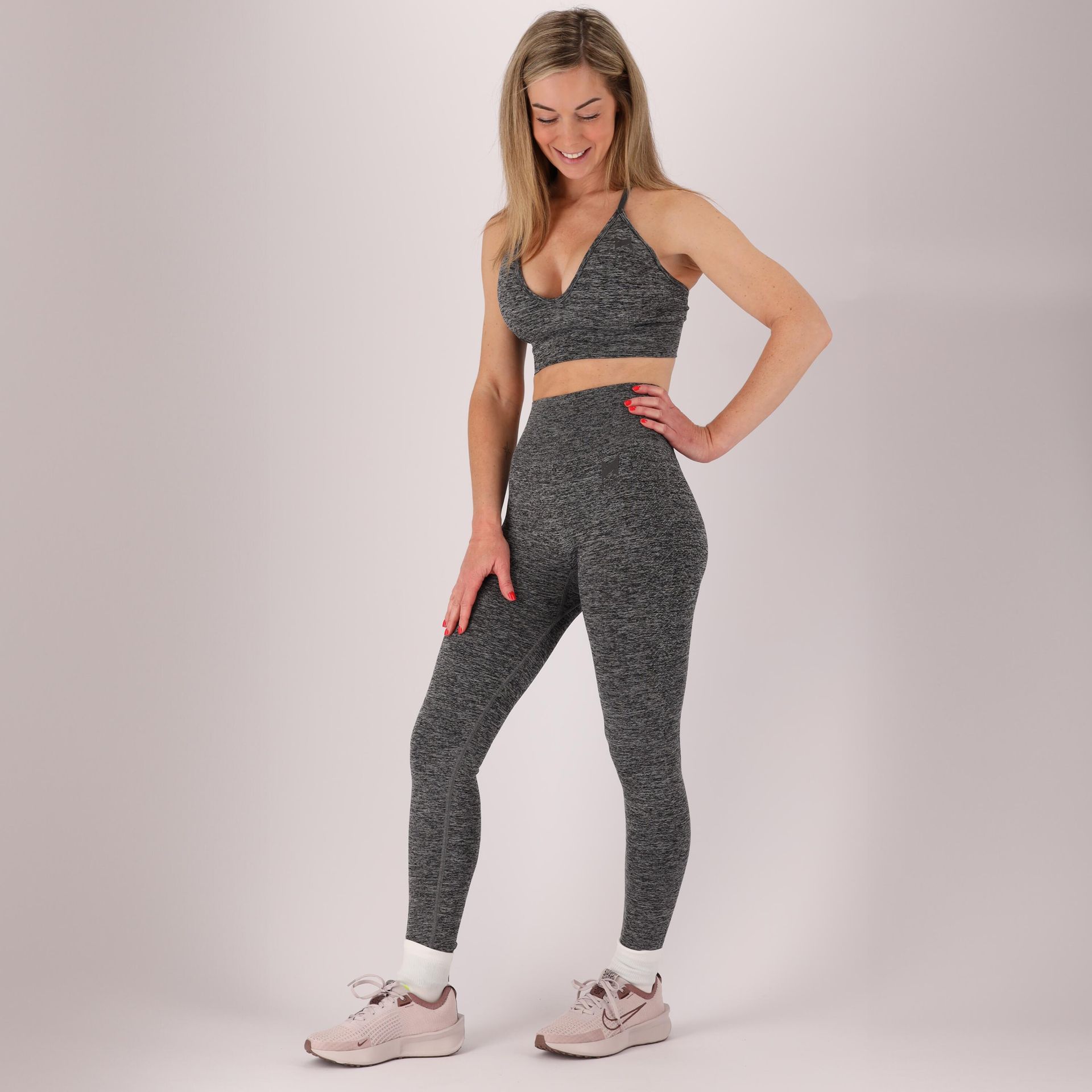 Biustonosz sportowy damski
