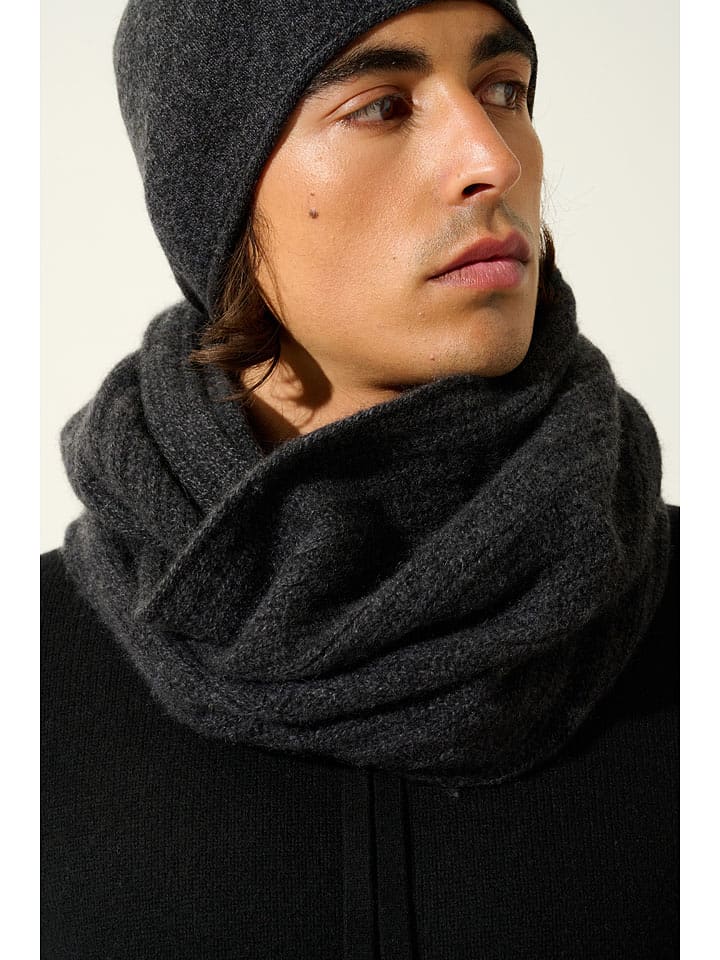 AUTHENTIC CASHMERE Kaszmirowy szal-koło 