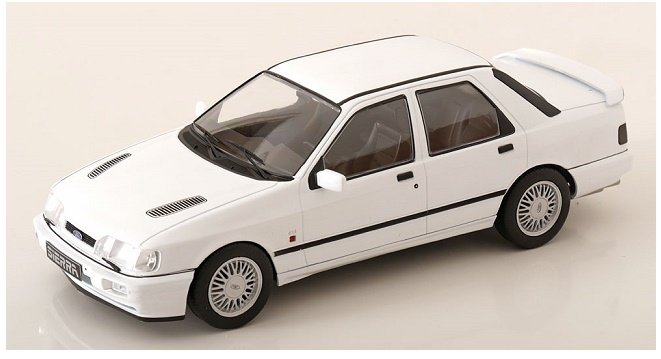 Mcg Ford Sierra Rs Cosworth 4X4 1992 White 1:18 18353