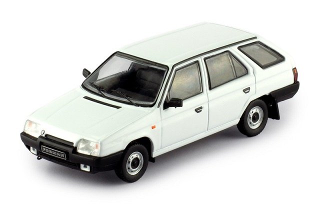 Ixo Models Skoda Forman 1990 White 1:43 Clc575N