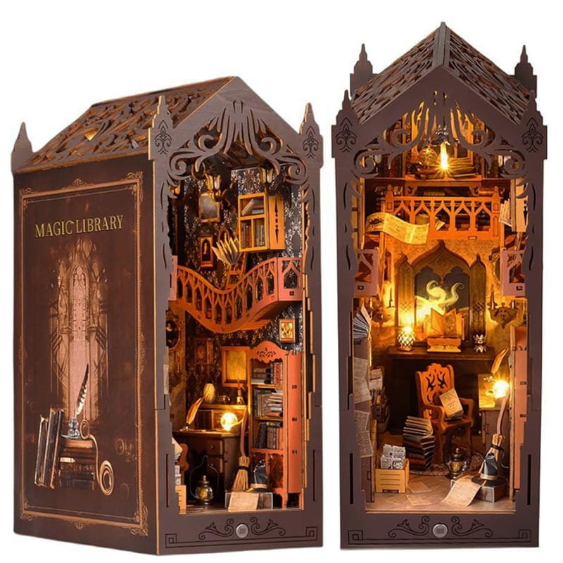 Miniaturowy domek Book Nook - Świat czarodziejów*