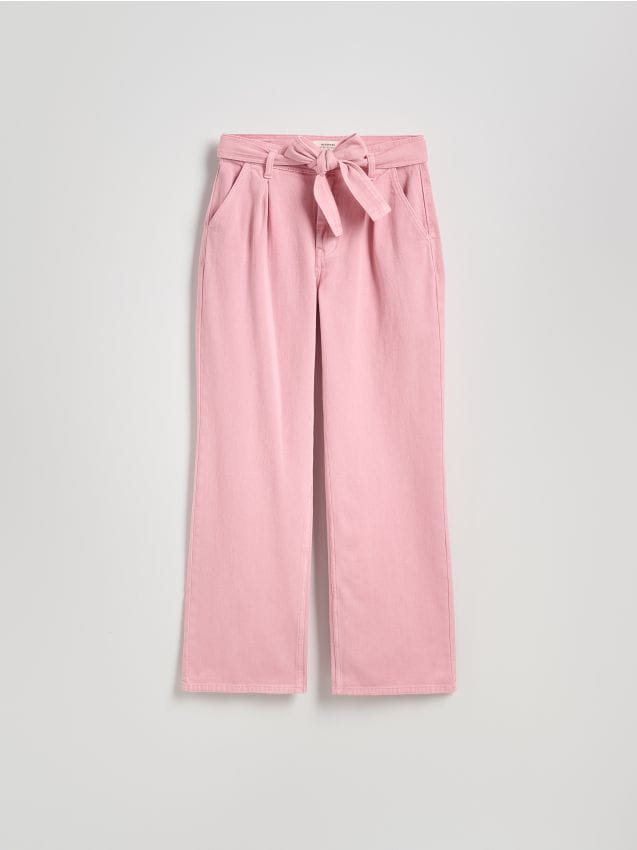 Reserved - Jeasny wide leg z wiązaniem - różowy