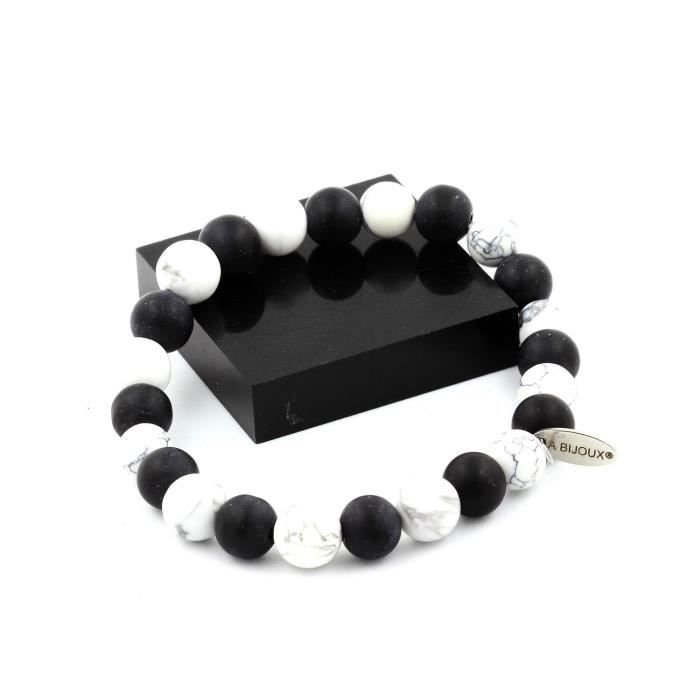 Kamienie i minerały. Bransoletka z koralików Howlite + matowy czarny onyks 8 mm. Wyprodukowano we Francji.