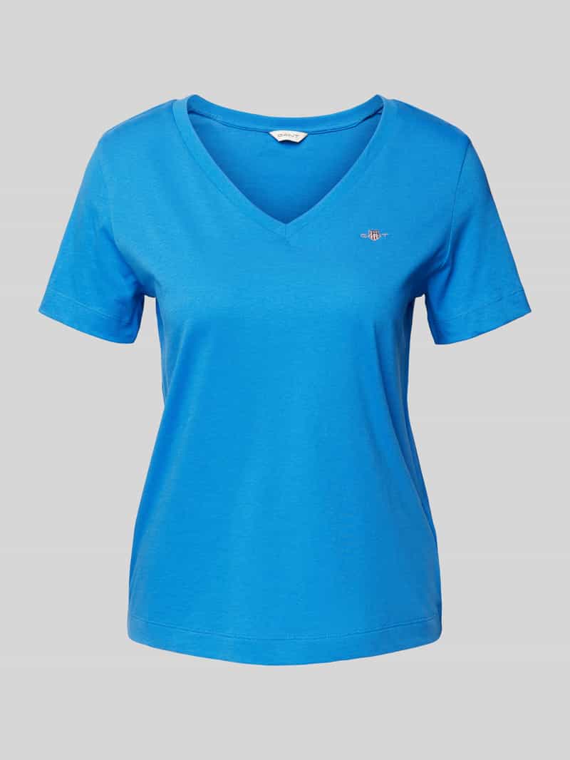 T-shirt o kroju regular fit z wyhaftowanym logo