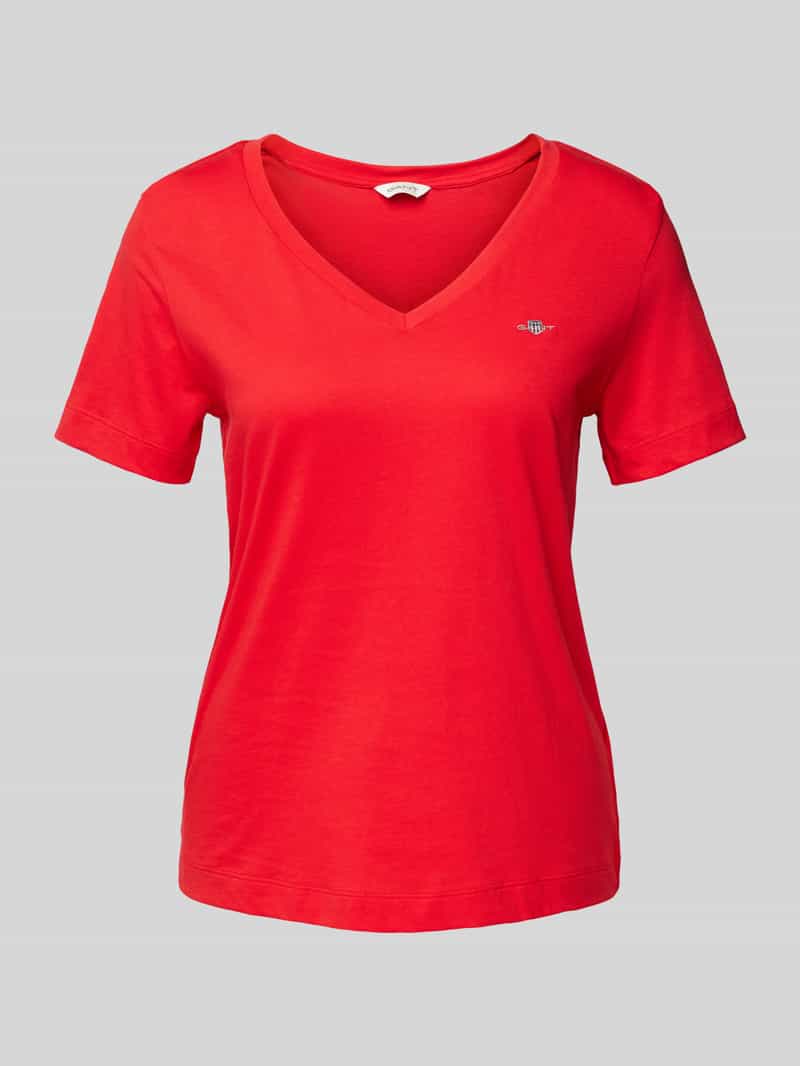 T-shirt o kroju regular fit z wyhaftowanym logo