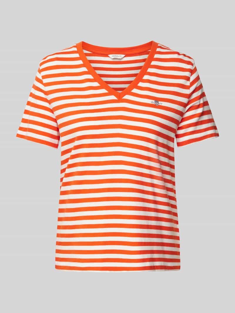 T-shirt z wyhaftowanym logo