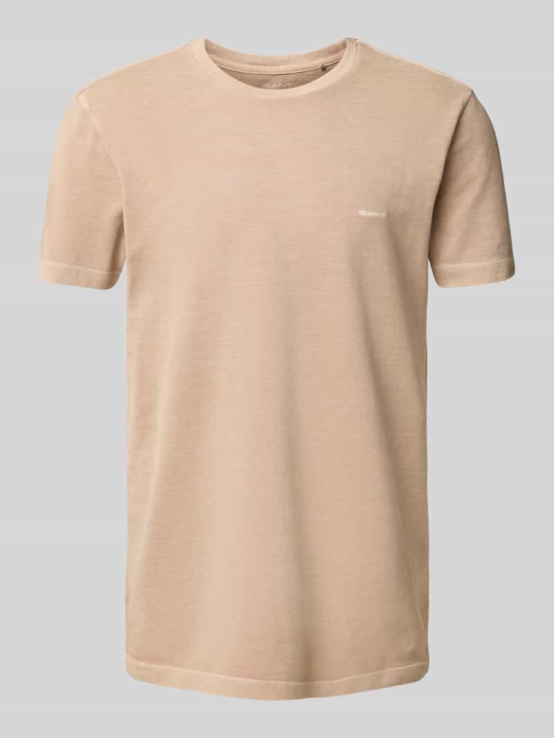 T-shirt z wyhaftowanym logo