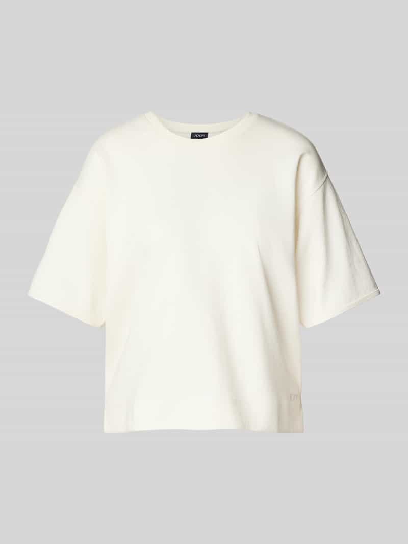 T-shirt o kroju oversized z wyhaftowanym logo