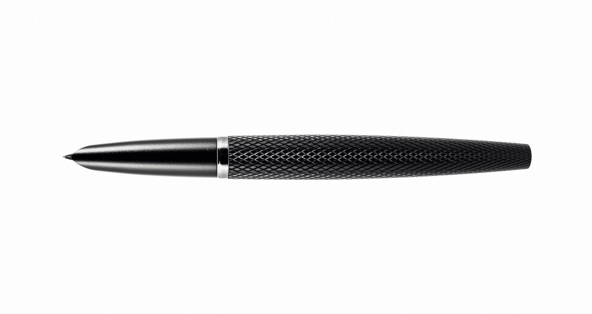 Pióro wieczne Diplomat Viper guilloche black F