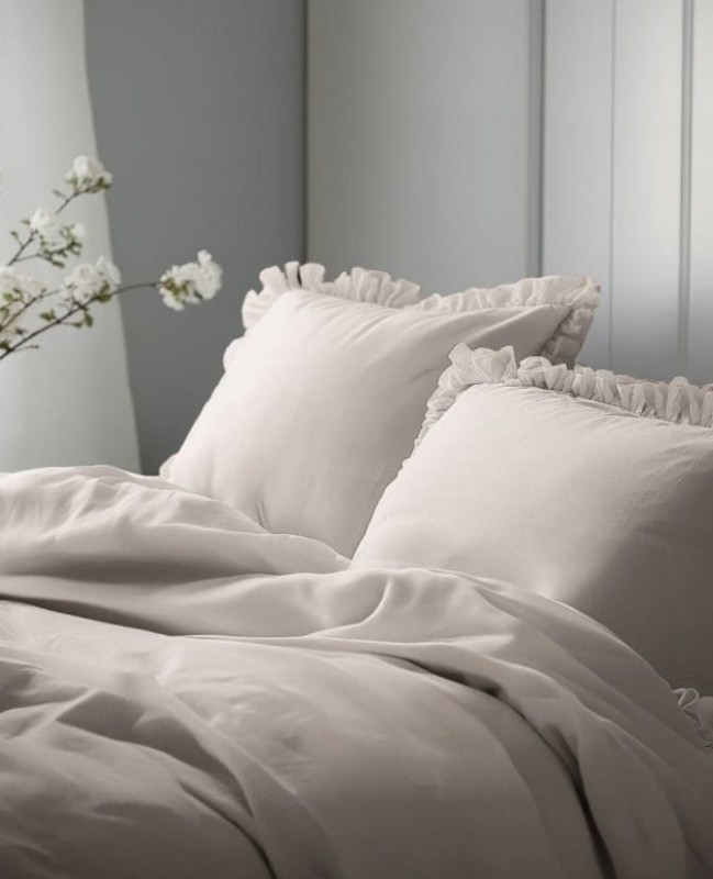 Pościel z falbaną bawełniana 220x200 cm beżowa