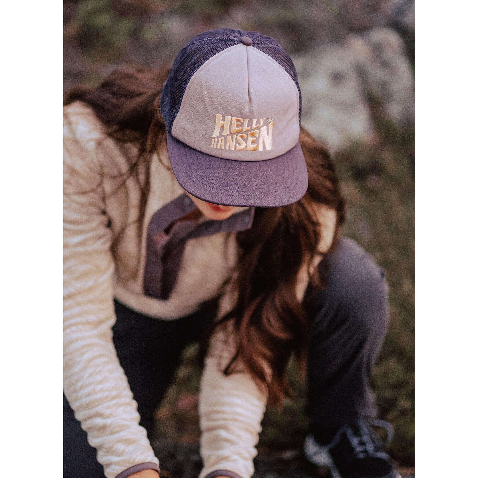 Czapka z daszkiem Helly Hansen Flatbrim Trucker Cap - pink cloud