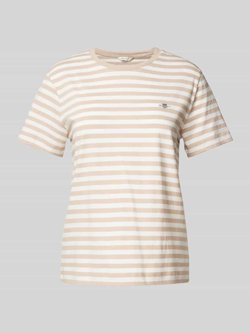 T-shirt z wyhaftowanym logo