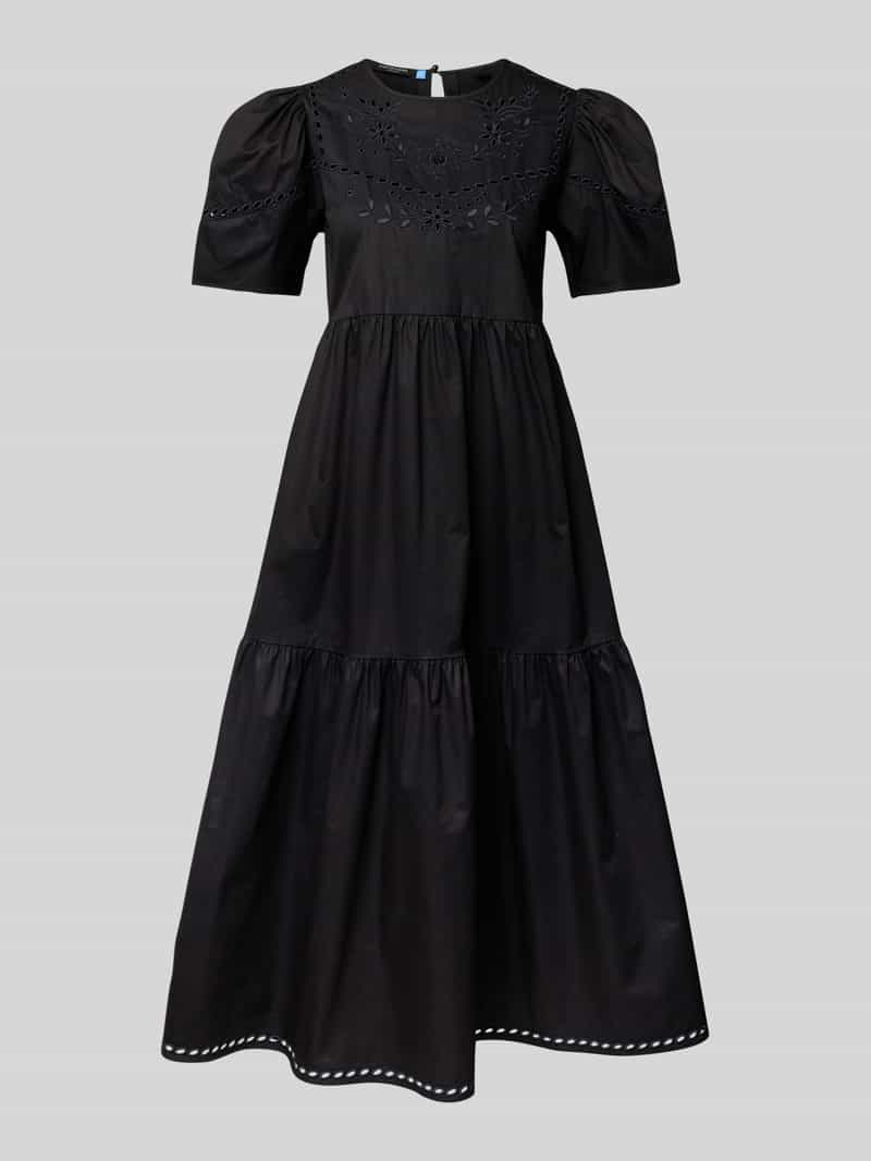 Sukienka midi z haftem angielskim