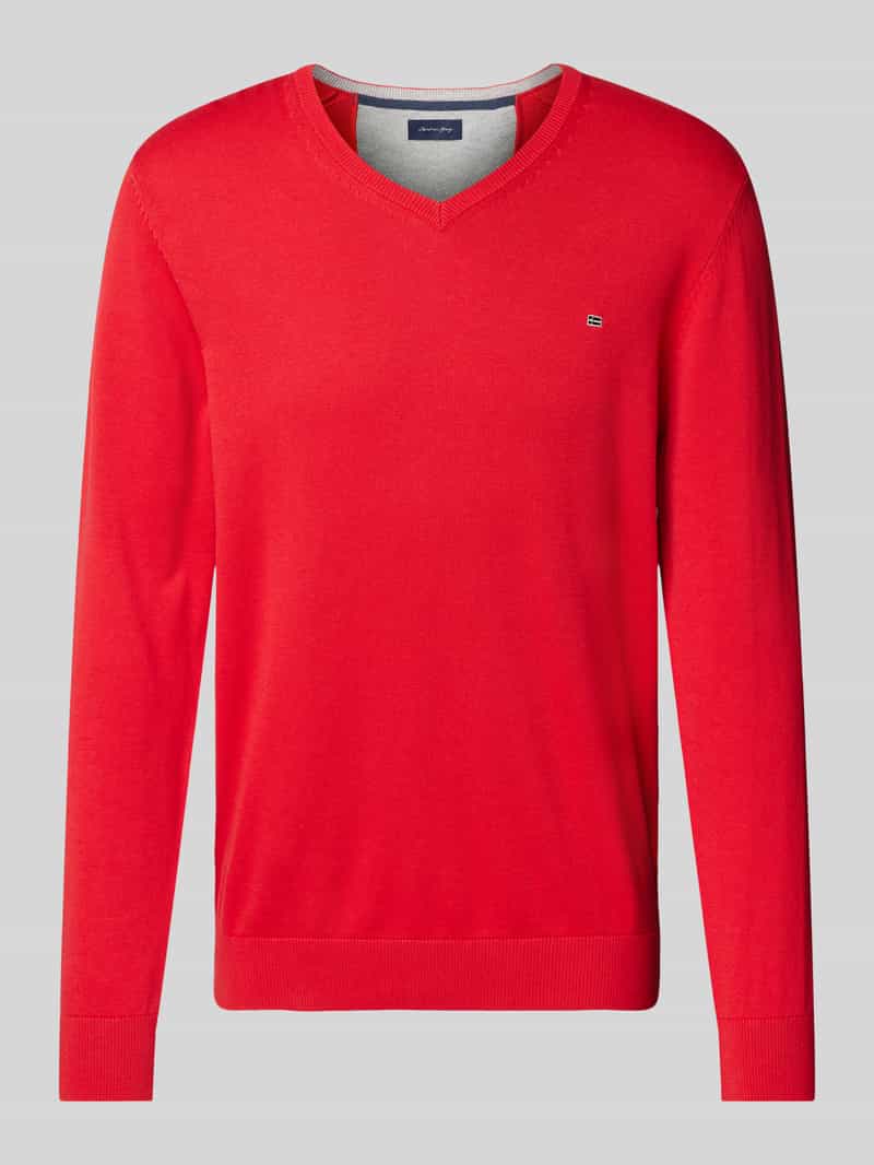 Sweter z dzianiny z wyhaftowanym logo