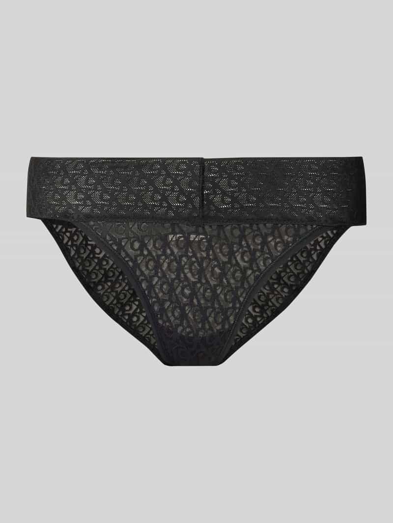 Figi z obszyciem koronką