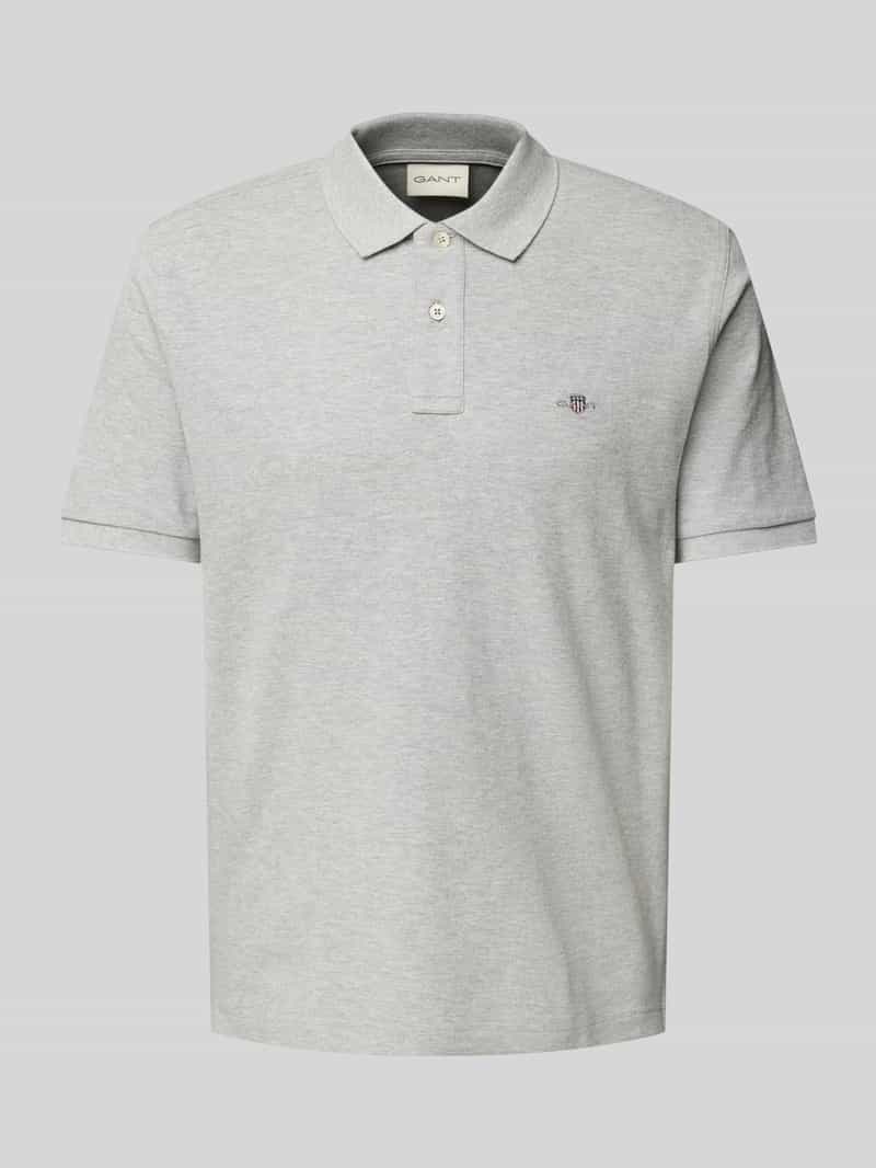 Koszulka polo o kroju regular fit z wyhaftowanym logo