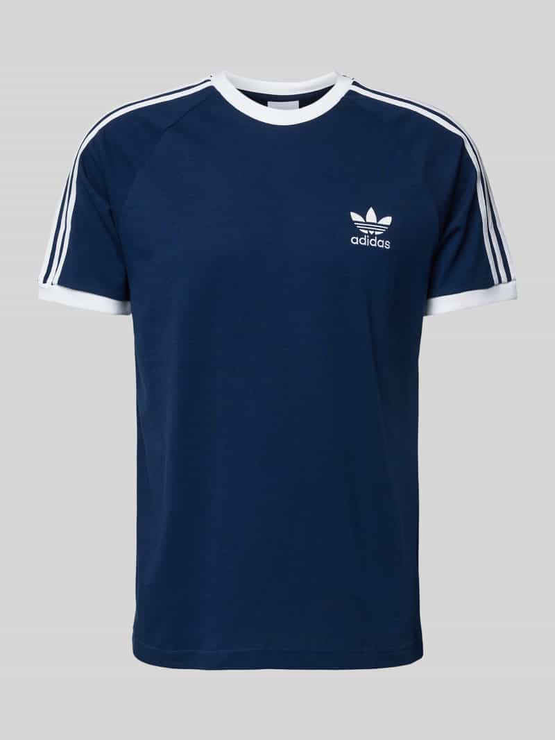 T-shirt z prążkowanymi wykończeniami