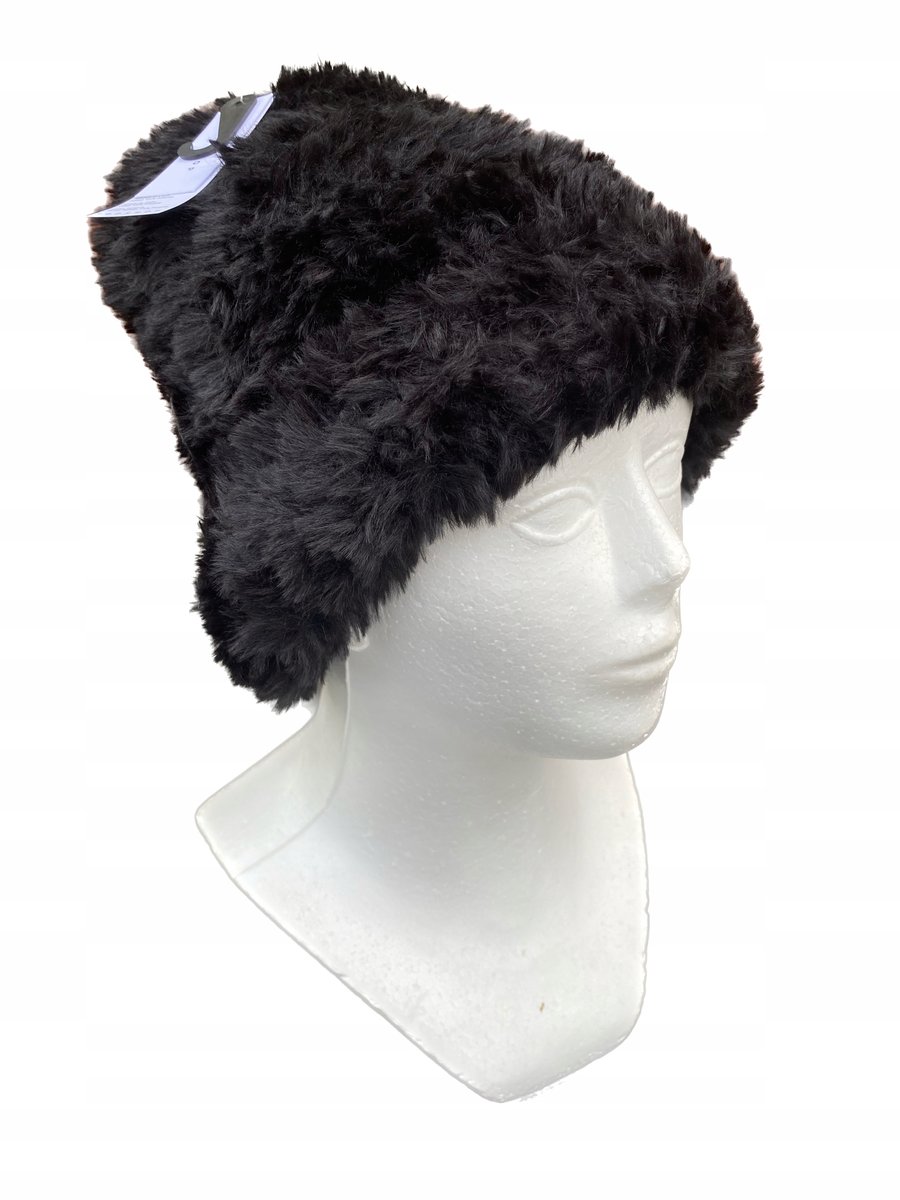 Czapka zimowa Topshop czarna fluffy r. uniwersalny