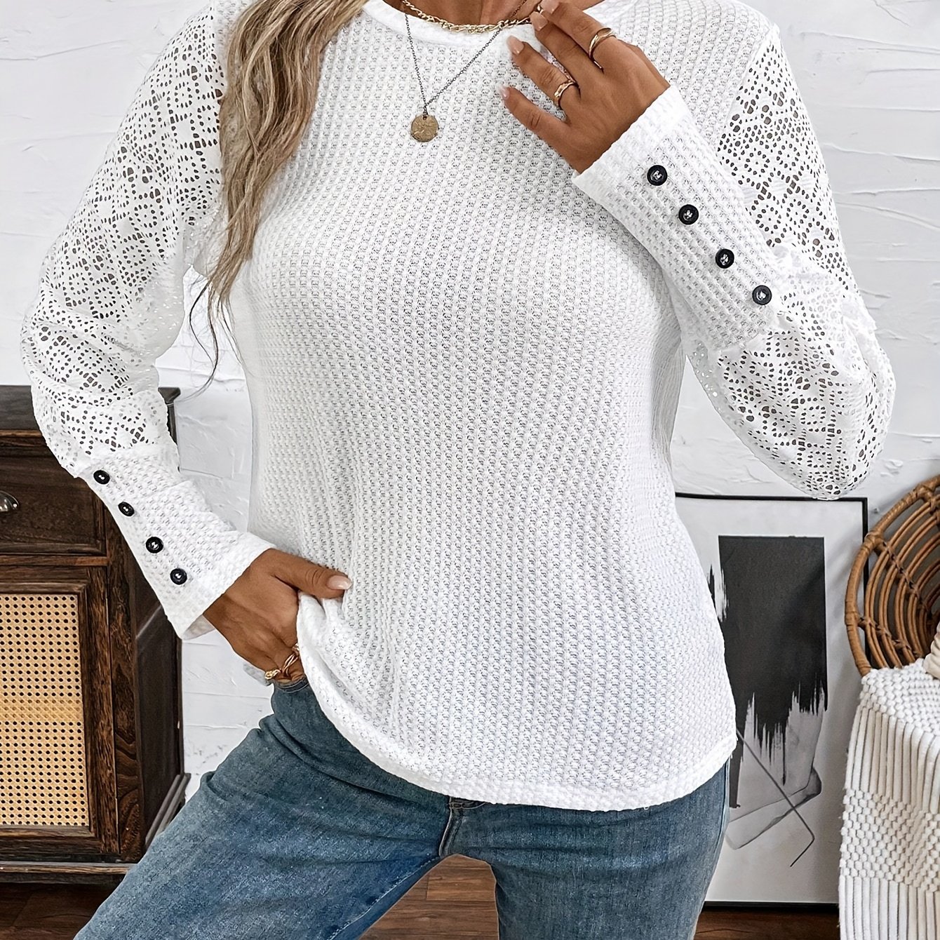 TEMU Bluzka z Elegancką Białą Koronką i Guzikami - Dekolt Okrągły, Długi Rękaw, Oddychający Poliester dla Kobiet - Idealna na Wiosnę, i Jesień