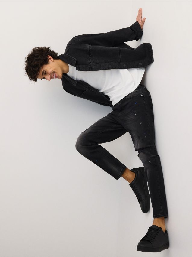 Reserved - Jeansy carrot slim z przetarciami - czarny
