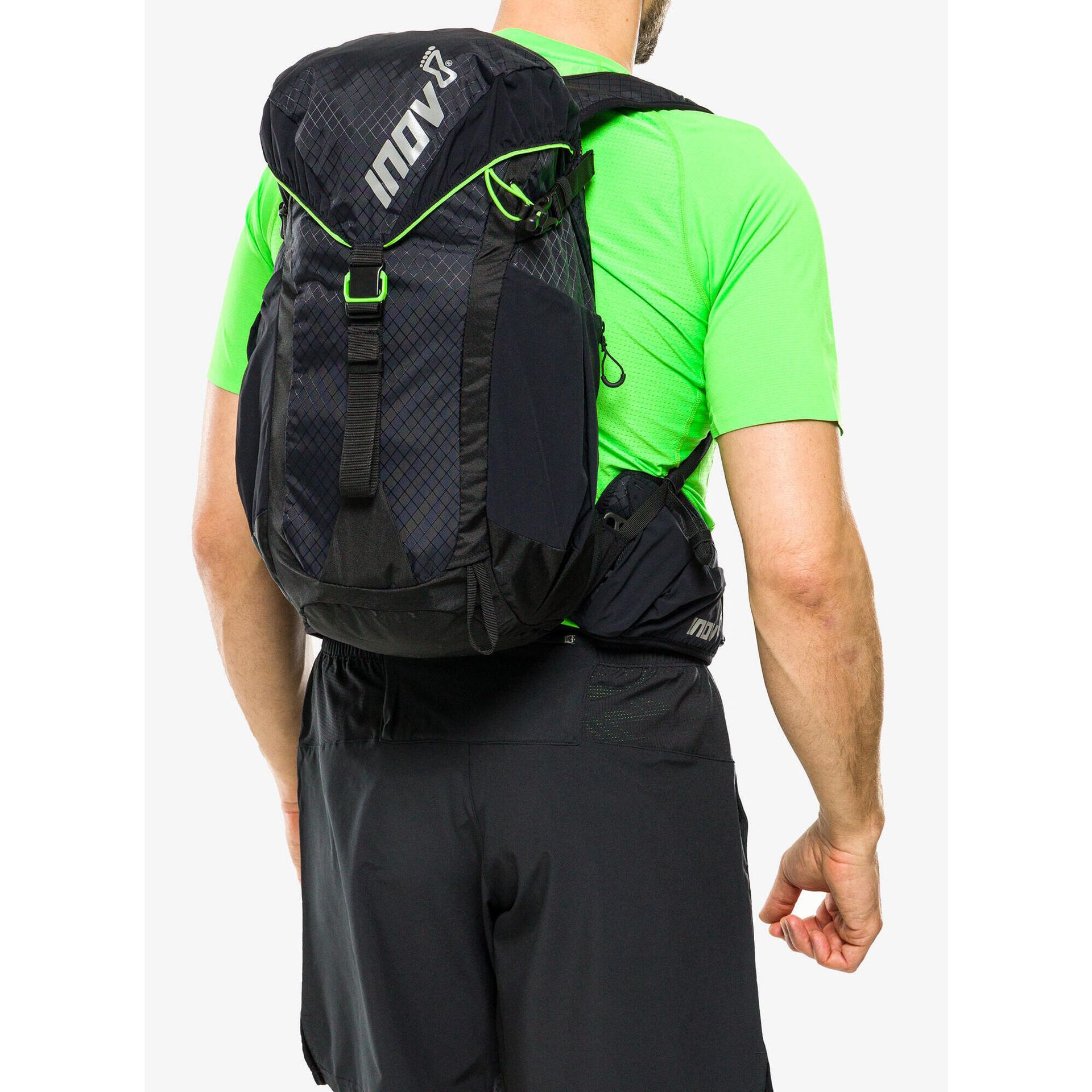 Inov-8 VentureLite 25 Backpack, czarny/zielony 2022 Plecaki turystyczne 001012-BKGN-01-Std
