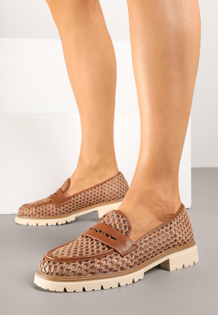 Brązowe Mokasyny Ozdobione Ażurową Cholewką Uliorela