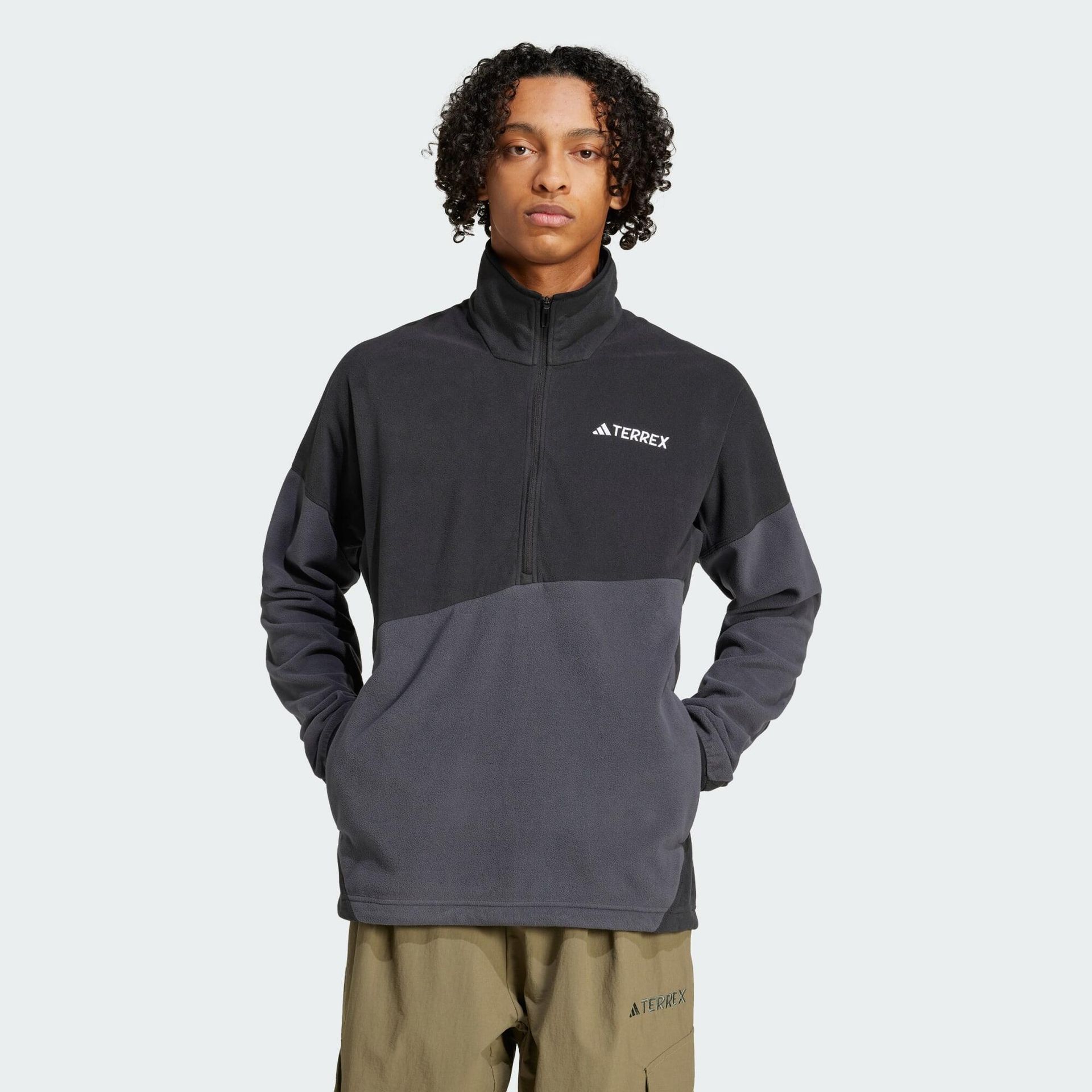 adidas Mężczyźni Terrex Multi CLIMAWARM Fleece Anorak, Black/Carbon, M