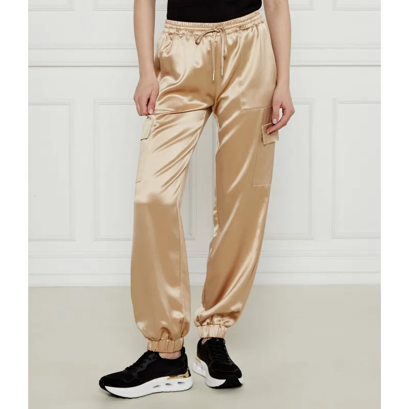 GUESS Satynowe spodnie jogger NEW MARZIA Regular Fit