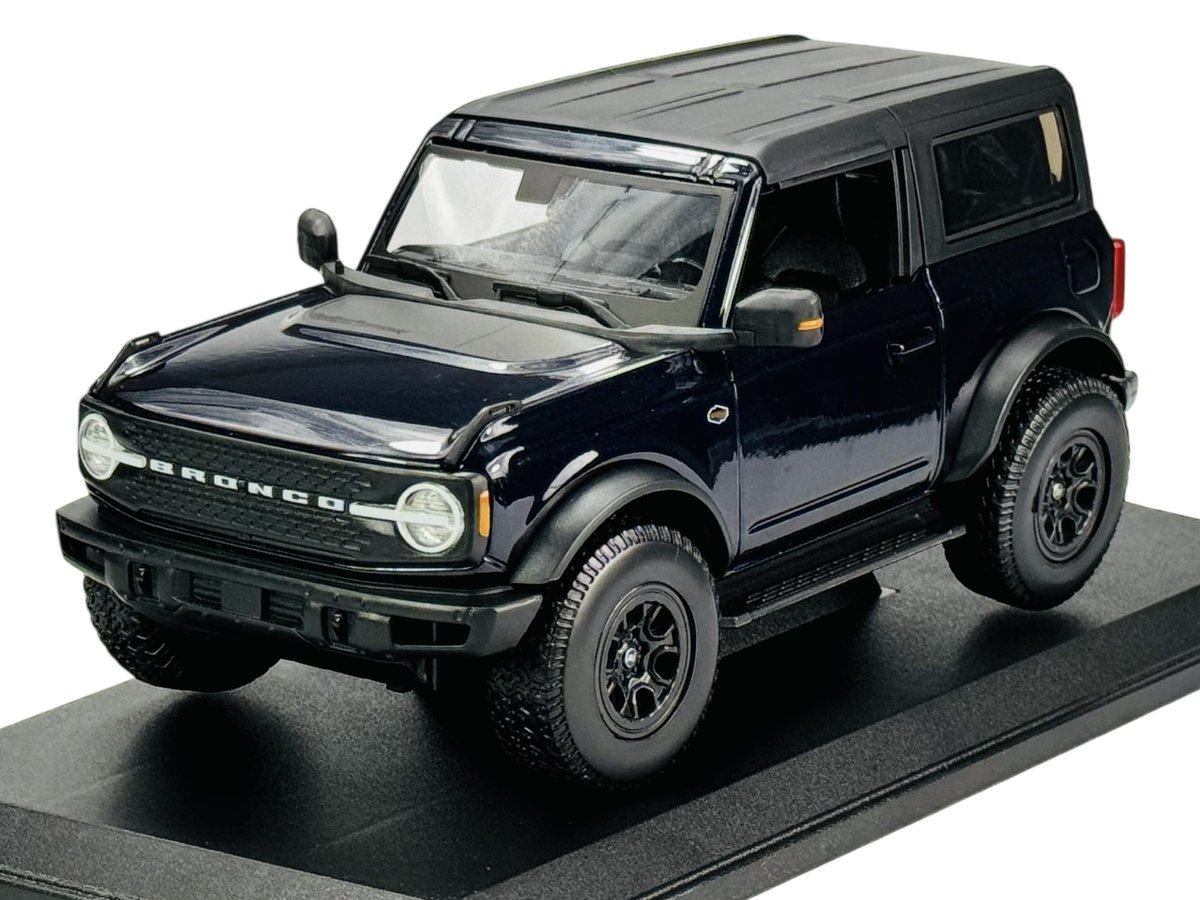 MAISTO 2021 FORD BRONCO WILDTRAK NIEBIESKI 1:18 31456