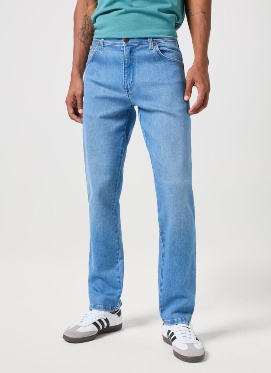 Męskie spodnie jeansowe dopasowane Wrangler TEXAS SLIM W31 L32