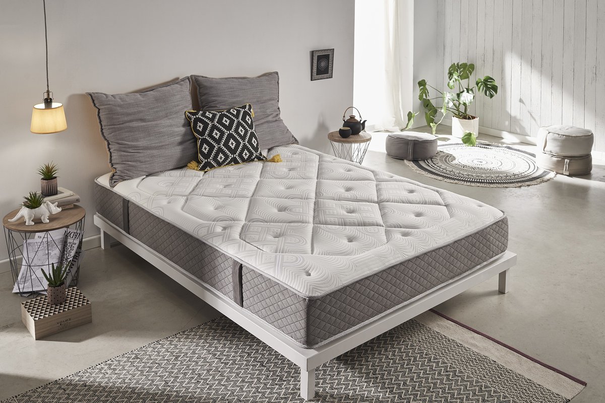 Materac piankowy 160x200 cm Moonia Platinium Classic H2/H3