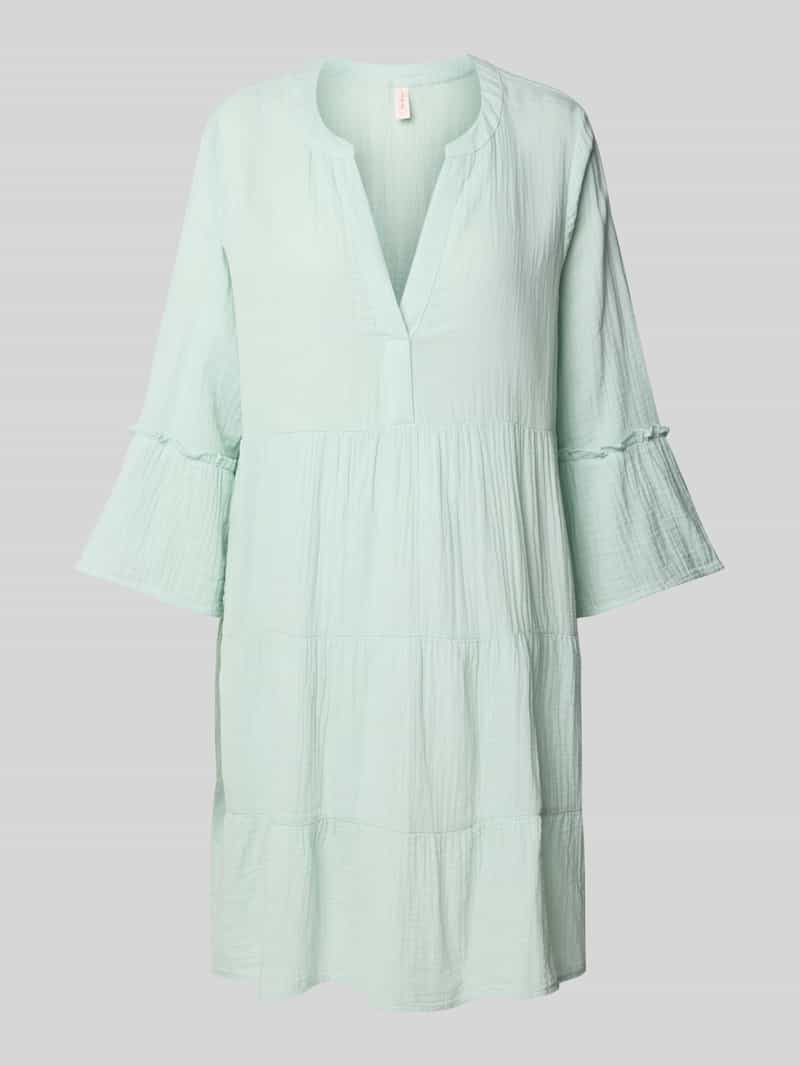 Sukienka o kroju podkreślającym figurę z czystej bawełny model ‘THYRA’