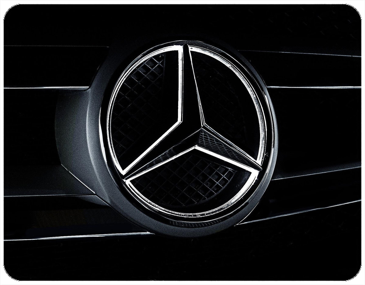 PODKŁADKA POD MYSZKĘ MERCEDES BENZ Z IMIENIEM 23x19CM DO LAPTOPA