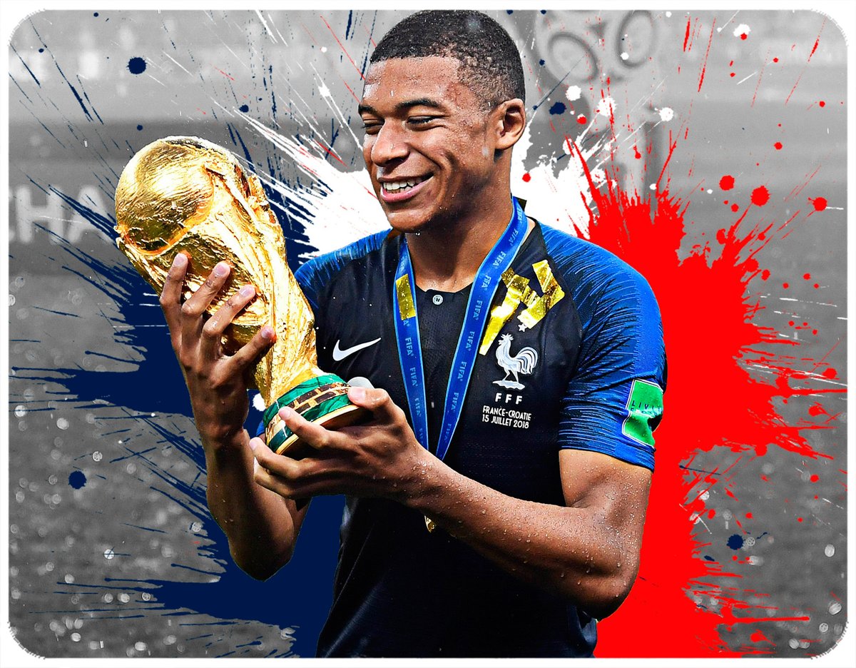 PODKŁADKA POD MYSZKĘ KYLIAN MBAPPE Z IMIENIEM 23x19CM DO LAPTOPA