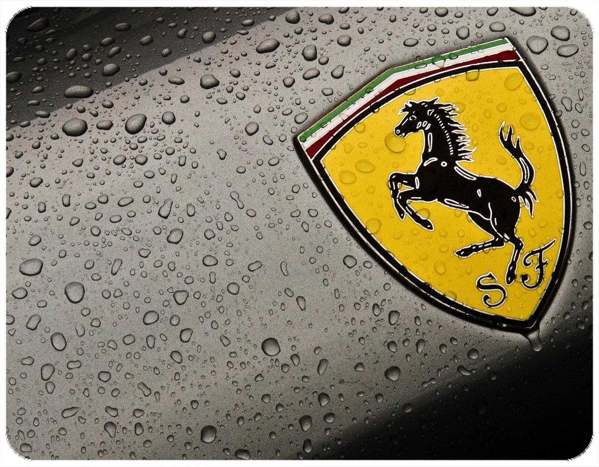 PODKŁADKA POD MYSZKĘ FERRARI Z IMIENIEM 23x19CM DO LAPTOPA
