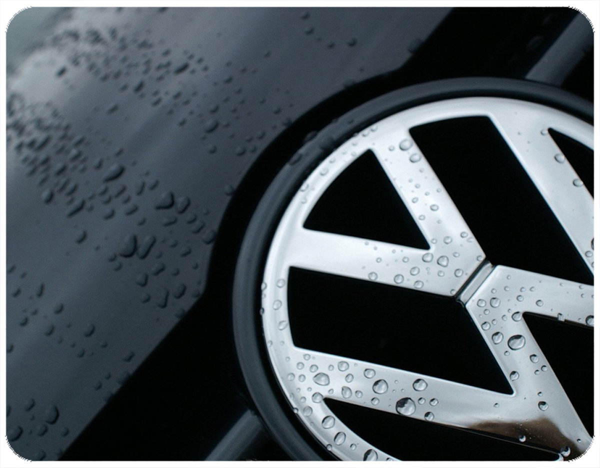PODKŁADKA POD MYSZKĘ VOLKSWAGEN Z IMIENIEM 23x19CM DO LAPTOPA
