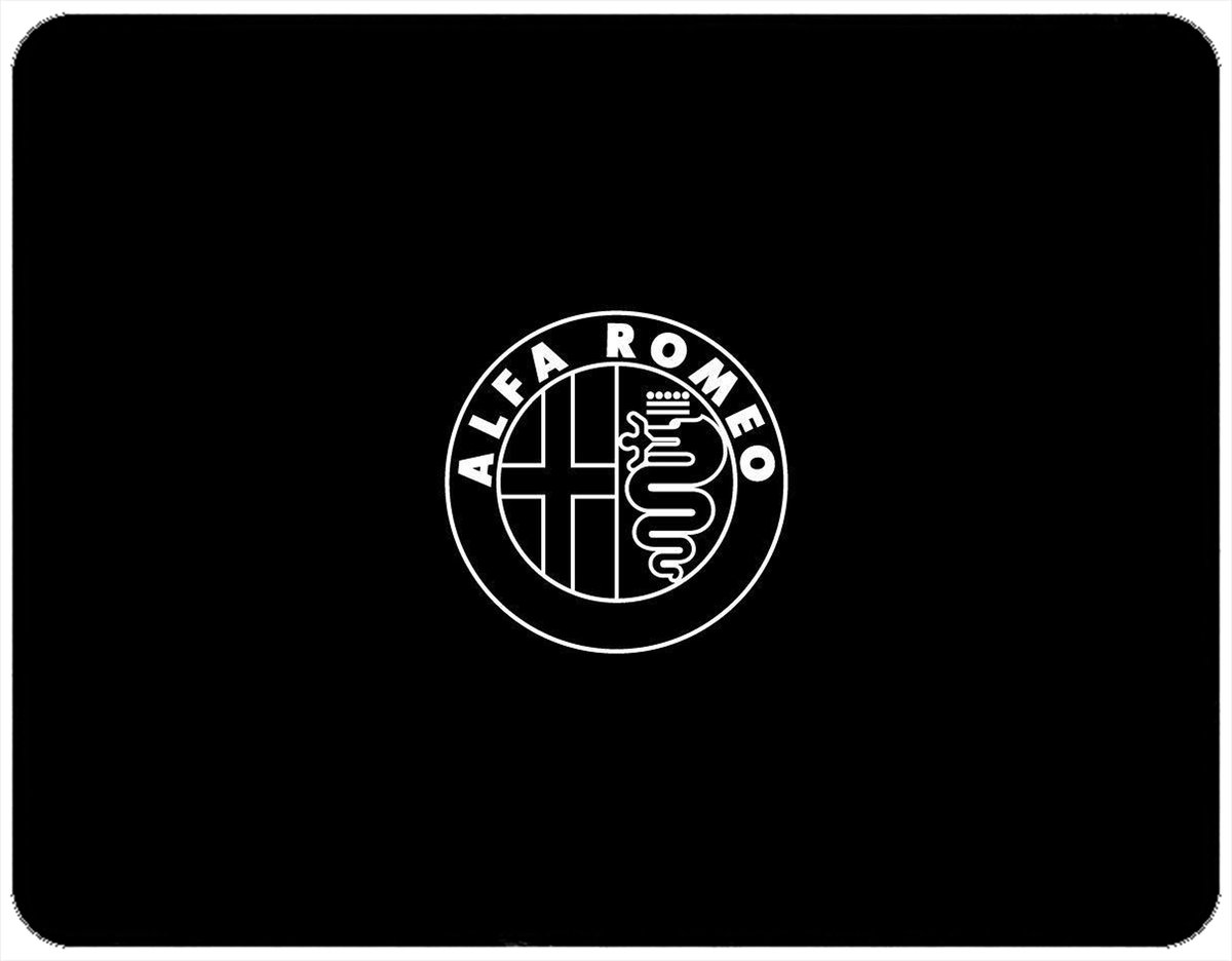 PODKŁADKA POD MYSZKĘ ALFA ROMEO Z IMIENIEM 23x19CM DO LAPTOPA
