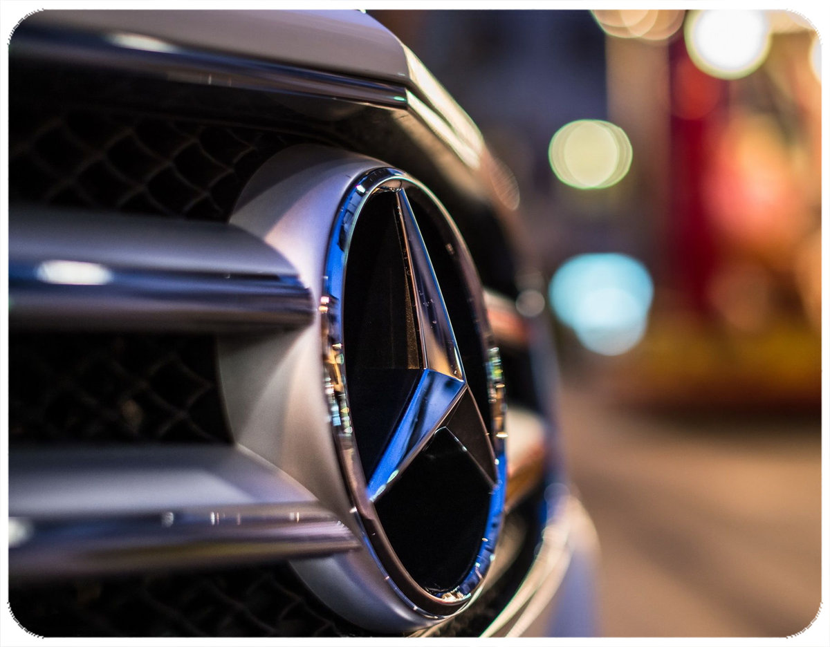 PODKŁADKA POD MYSZKĘ MERCEDES BENZ Z IMIENIEM 23x19CM DO LAPTOPA