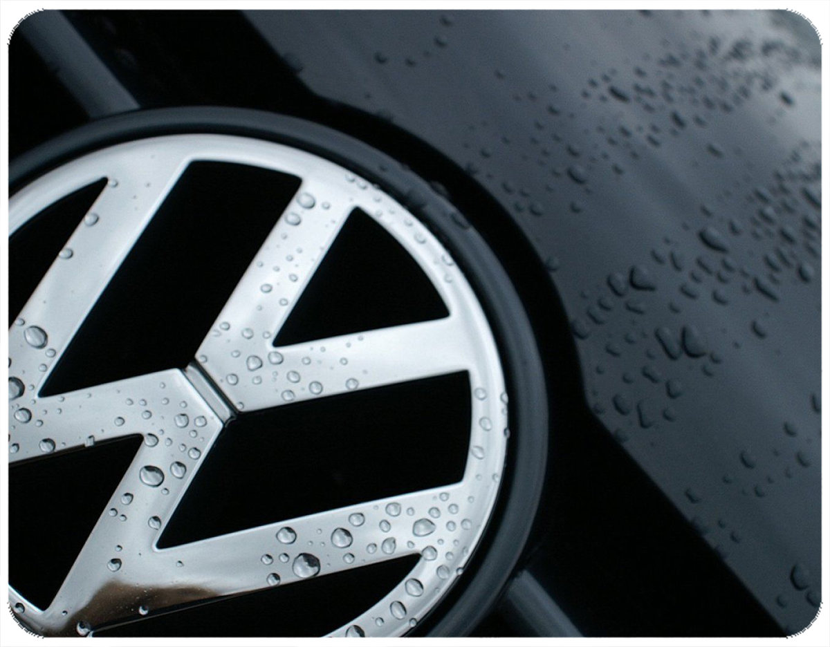 PODKŁADKA POD MYSZKĘ VOLKSWAGEN Z IMIENIEM 23x19CM DO LAPTOPA
