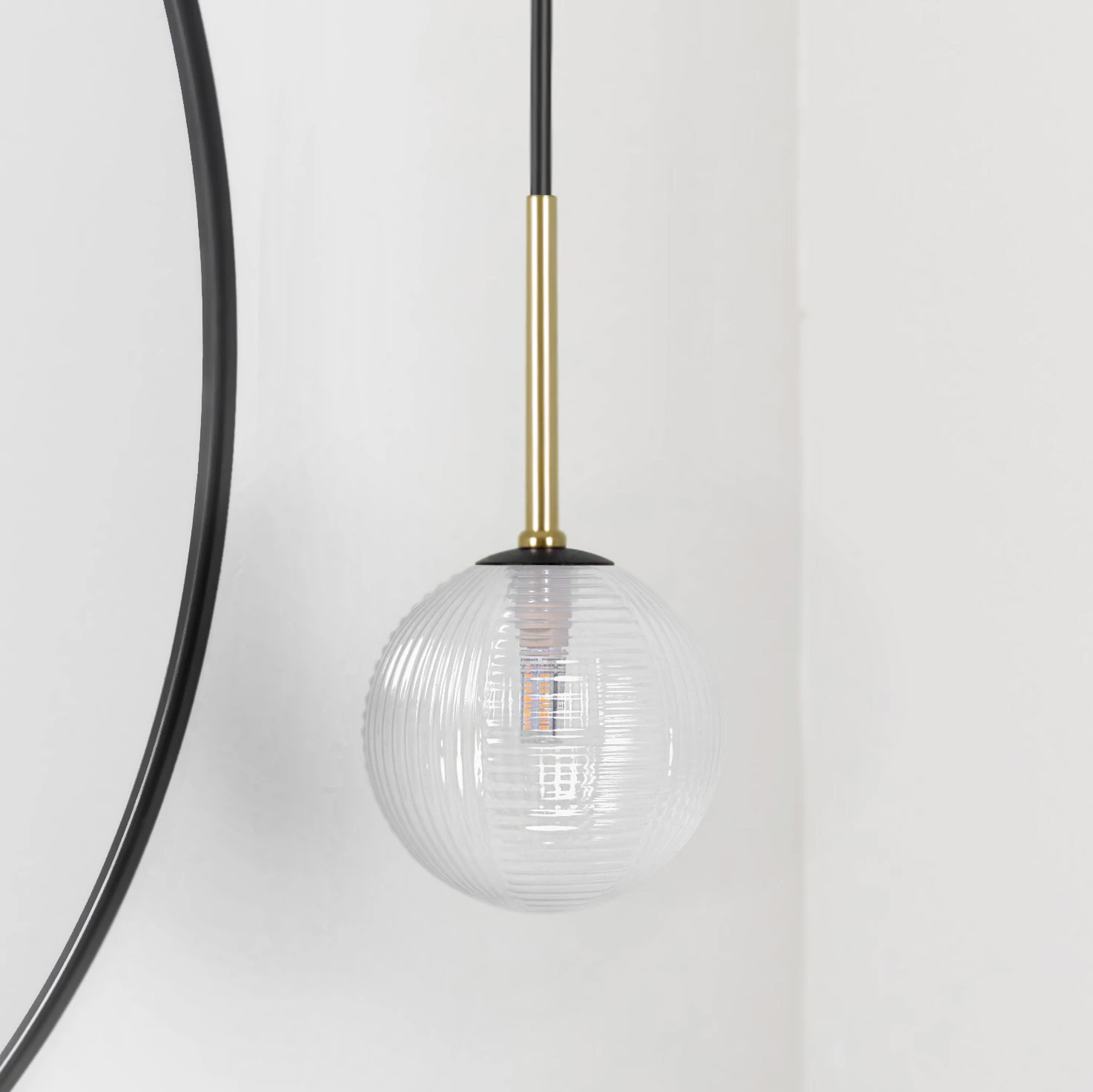 Lampa wisząca z transparentnym, kulistym kloszem K-5680 z serii AURA