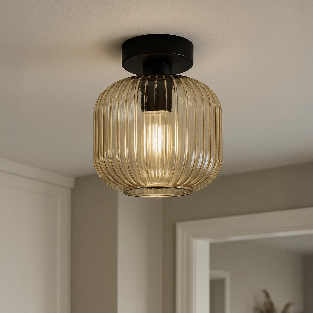 Prosta lampa sufitowa z miodowym kloszem K-5652 z serii CLARK
