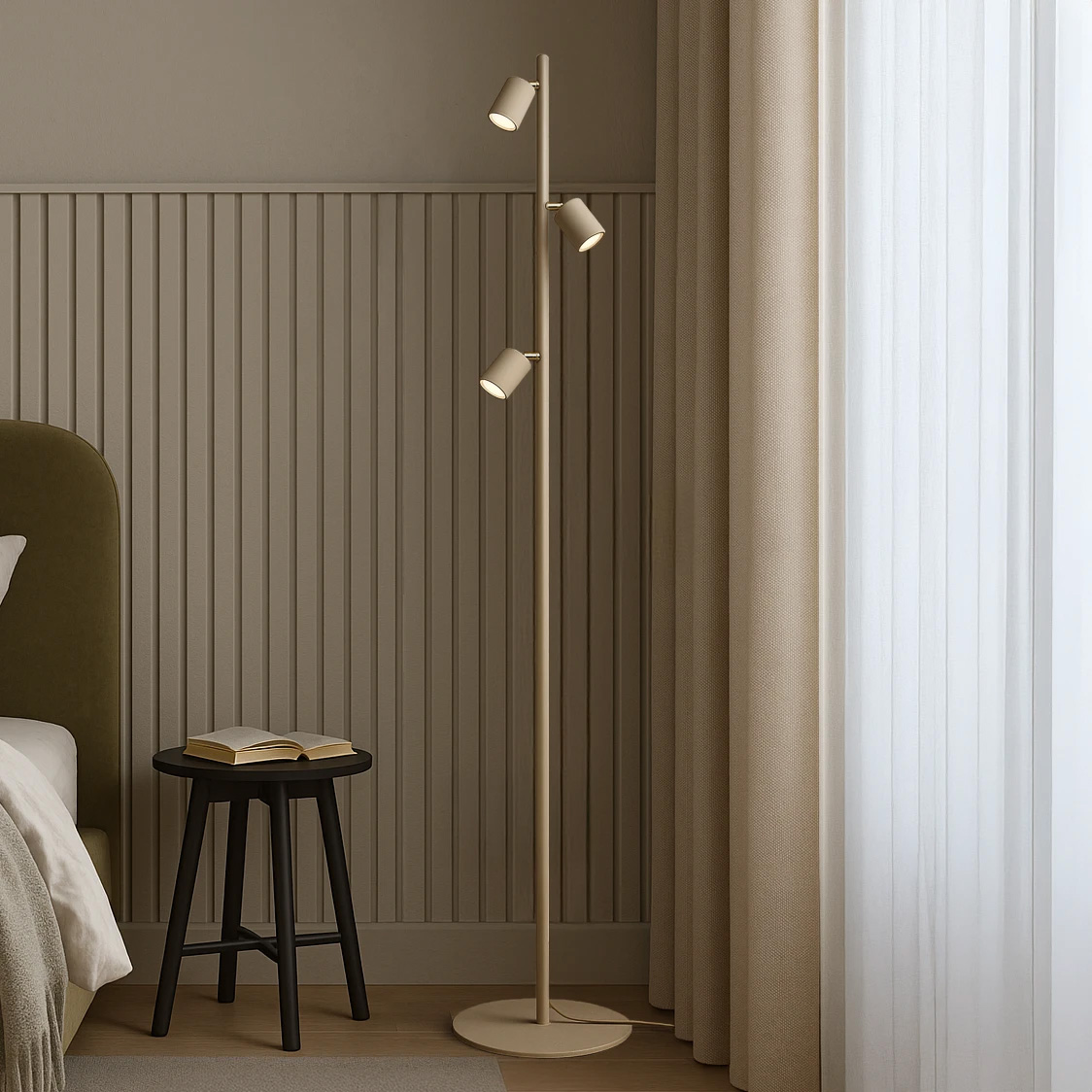 Lampa podłogowa z trzema reflektorami, beżowa K-5825 z serii MATI